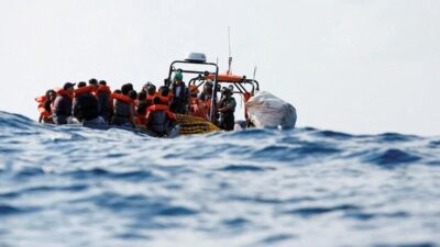 Muğla'nın Bodrum ilçesi açıklarında göçmen botunun batması sonucu 11 düzensiz