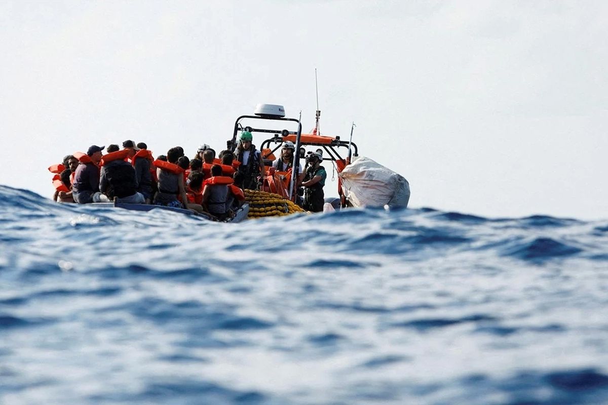 Muğla'nın Bodrum ilçesi açıklarında göçmen botunun batması sonucu 11 düzensiz