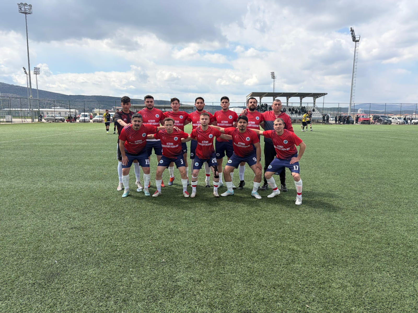 Afyonkarahisar 2. Amatör B Grubu’nda haftanın maçı, liderlik koltuğunu yakından