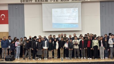 Afyonkarahisar’da ortaokullar arası düzenlenen “Siyer-i Nebi Bilgi Yarışması” il finali