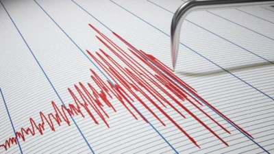 Akdeniz açıklarında sabah saatlerinde meydana gelen deprem, bölgede kısa süreli