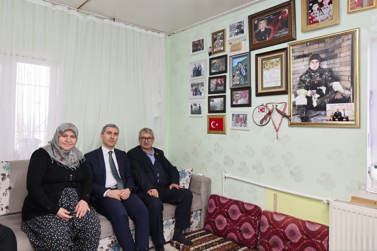 Afyonkarahisar Valisi Dr. Naci Aktaş, Şuhut ilçesinde bir dizi ziyaret