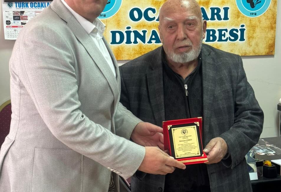 Türk Ocakları Dinar Şubesi, ilçenin basın hayatına uzun yıllar emek