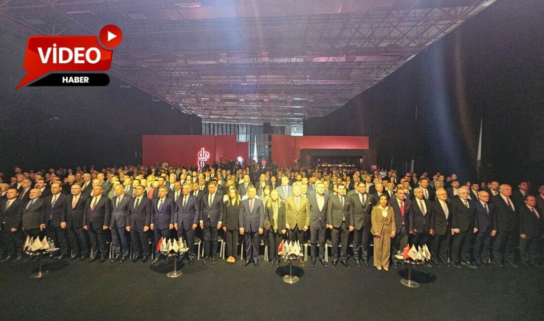 TÜMMER Başkanı Hanefi Şimşek, Marble İzmir Fuarı’nda yaptığı konuşmada sektörün