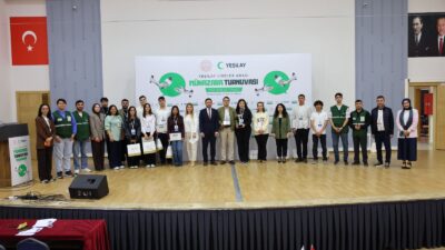 Yeşilay tarafından düzenlenen Münazara Turnuvası Ege Bölge Finali, Afyonkarahisar’da yoğun