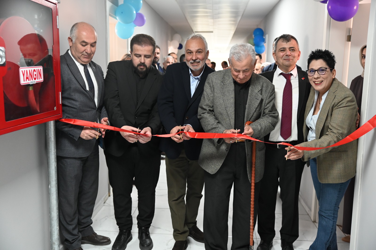 Emirdağ Belediyesi, gençlerin teknolojiyle buluşmasını sağlayacak önemli bir yatırımı daha