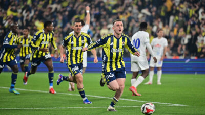 Trendyol Süper Lig'in 30. haftasında sahasında Çaykur Rizespor ile 90+8.