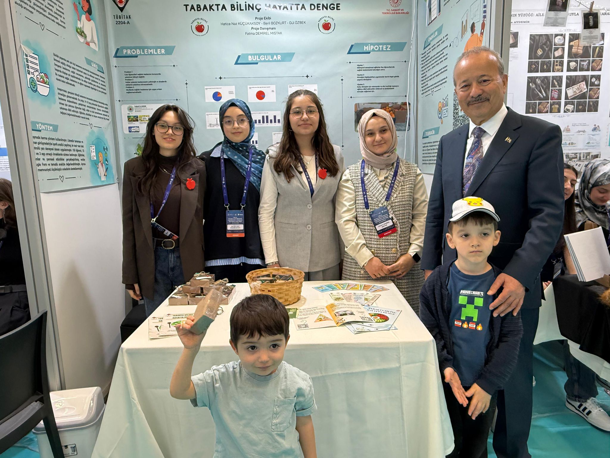 Milliyetçi Hareket Partisi Afyonkarahisar Milletvekili Mehmet Taytak, TÜBİTAK tarafından düzenlenen