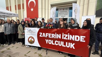 Afyonkarahisar Valiliği, şehrin tarihi mirasını ve milli mücadele ruhunu genç