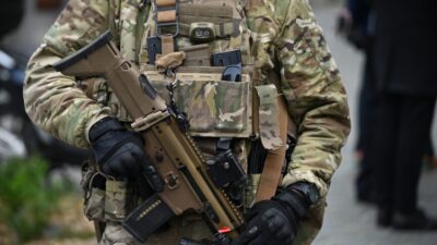 Belçika’da 17 yaşındaki gençlere yönelik başlatılan gönüllü askerlik programına 3