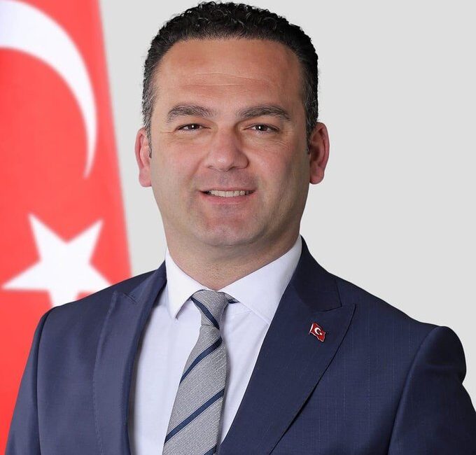 Giresun’un Görele ilçesinde Belediye Başkanı Hasbi Dede’nin, Cumhuriyet Halk Partisi