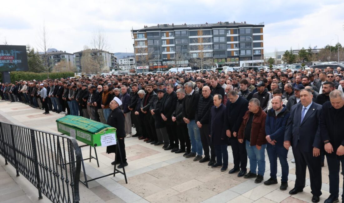 Afyonkarahisar ticaret camiasının tanınmış isimlerinden, Mirza Et ve Sakatat'ın sahiplerinden