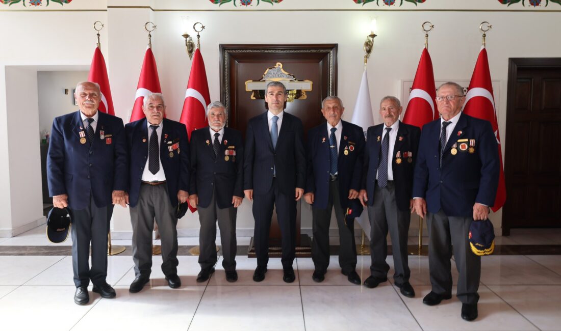 Afyonkarahisar Valisi Dr. Naci Aktaş, vatan savunmasında canlarını ortaya koyan