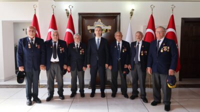 Afyonkarahisar Valisi Dr. Naci Aktaş, vatan savunmasında canlarını ortaya koyan