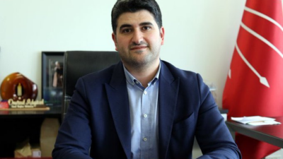 Ataşehir Belediyesi'ne yönelik başlatılan yolsuzluk soruşturması, belediye yönetiminin en üst