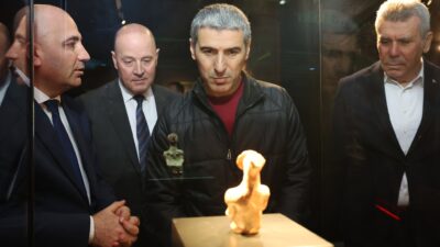 Afyonkarahisar Valisi Dr. Naci Aktaş, şehrin binlerce yıllık köklü tarihini