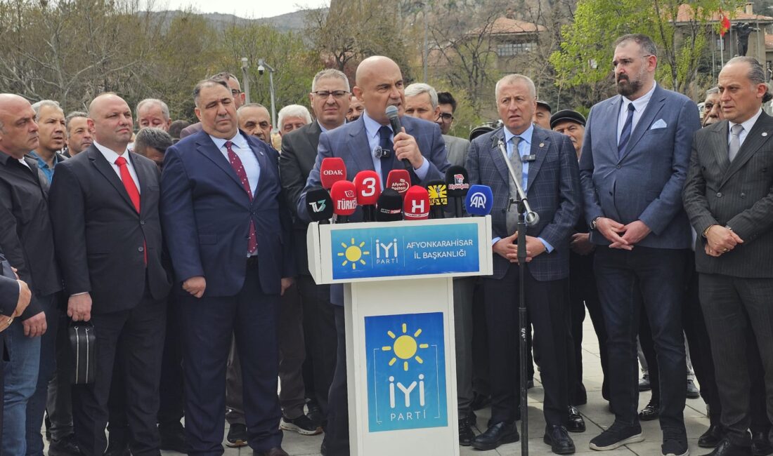 İYİ Parti Grup Başkanvekili Turan Çömez ile İYİ Parti Genel