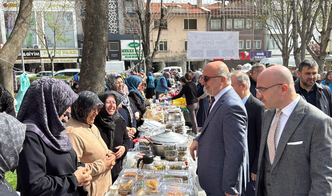 Türkiye Diyanet Vakfı’nın gençlerin yuva kurmasını kolaylaştırmak amacıyla başlattığı "İki