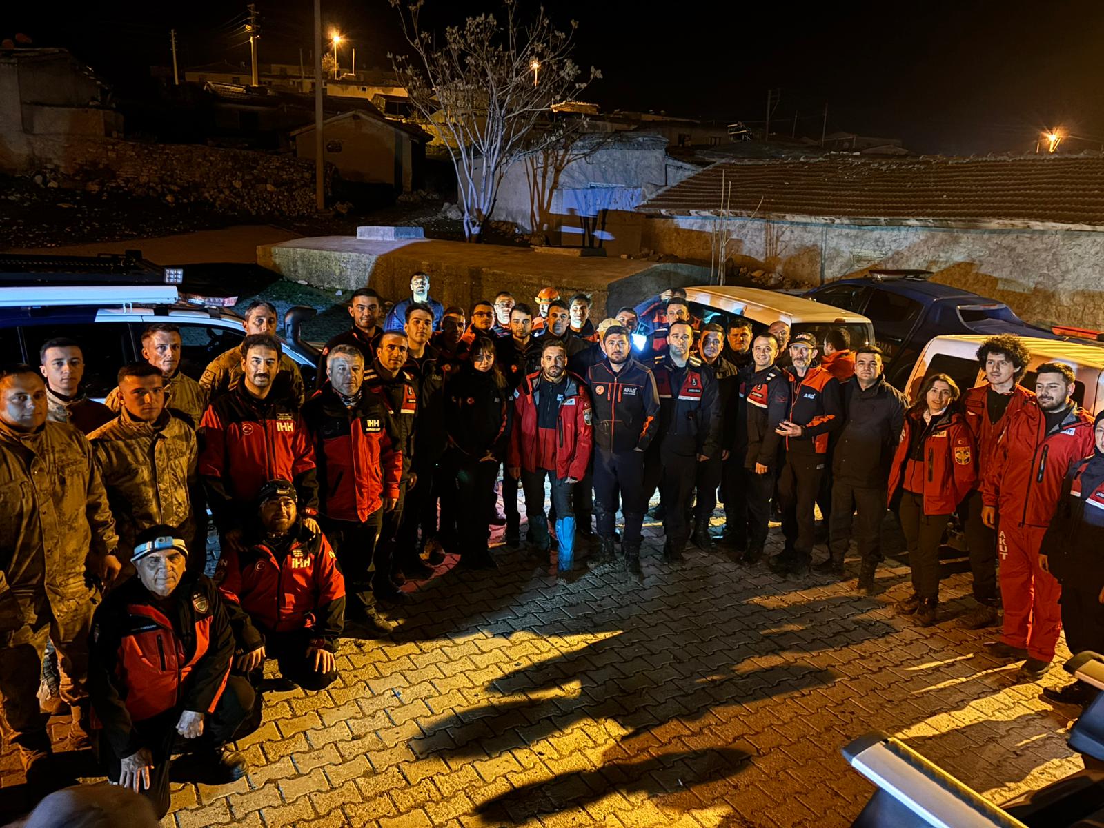 Afyonkarahisar'ın Sultandağı ilçesinde kayıp ihbarı yapılan kişi yaylada bulundu.