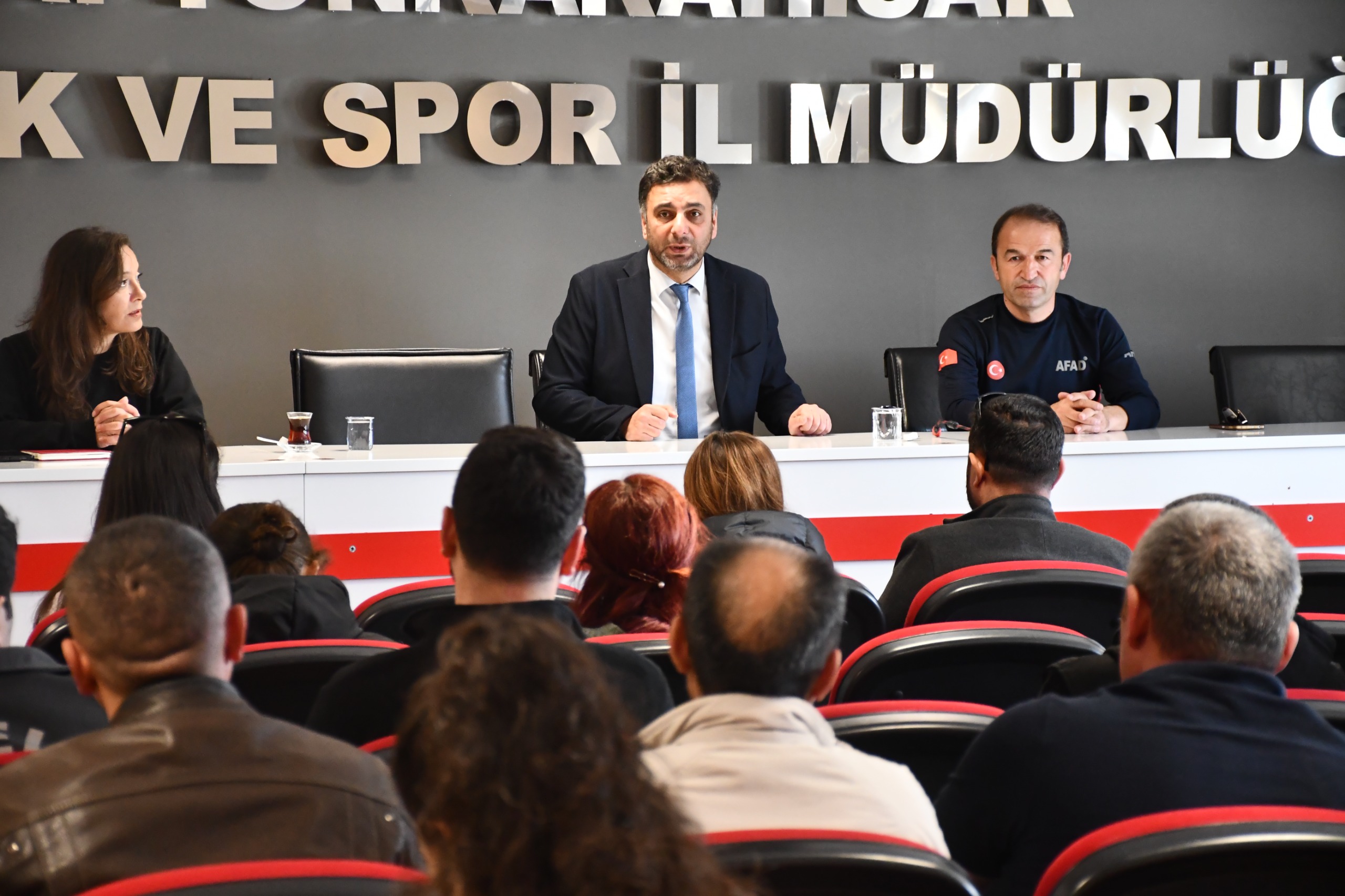 Afyonkarahisar’da, Kentsel Arama ve Kurtarma Ekibi’nin akreditasyon süreci kapsamında personellere