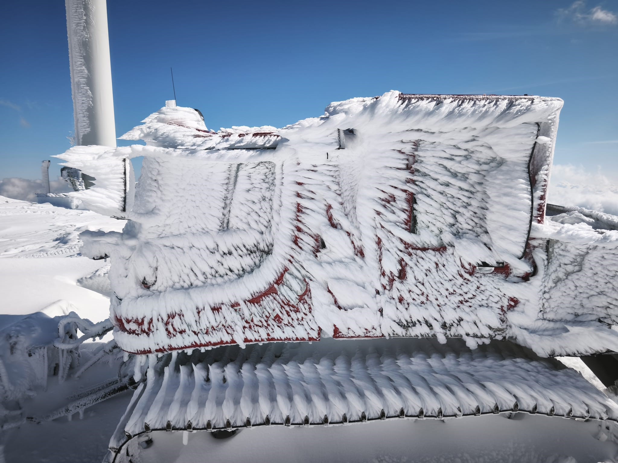 Afyonkarahisar'ın Kumalar Yaylası'nda kurulu rüzgâr türbinlerinin bakımını yapmak isteyen şirket