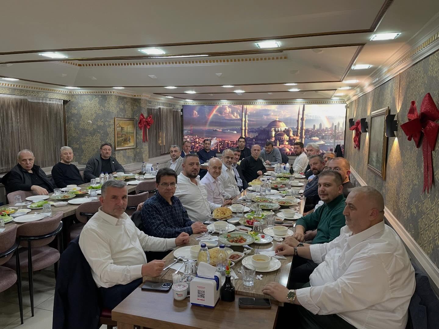 MÜSİAD Afyonkarahisar Yönetim Kurulu üyeleri, iş insanı Mevlüt Karkı’nın yeni