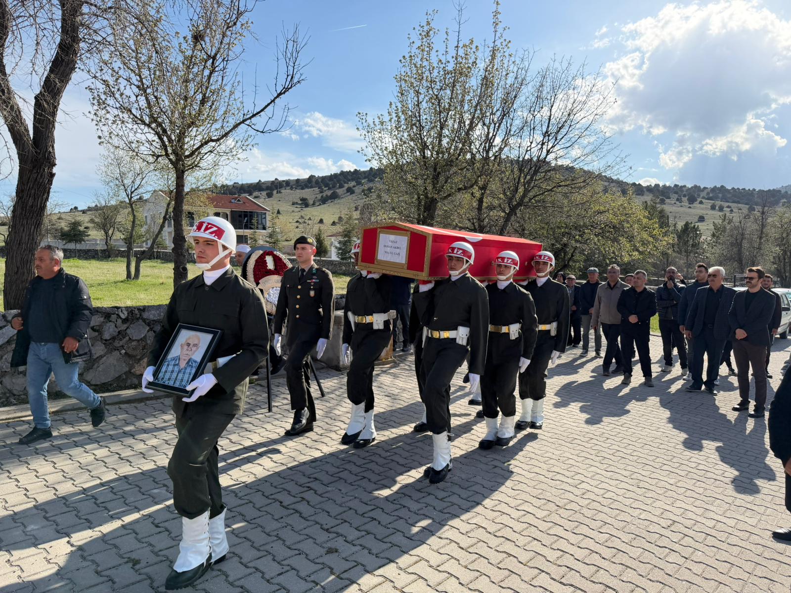Tedavi gördüğü özel bir hastanede yaşamını yitiren Malul Gazi Osman