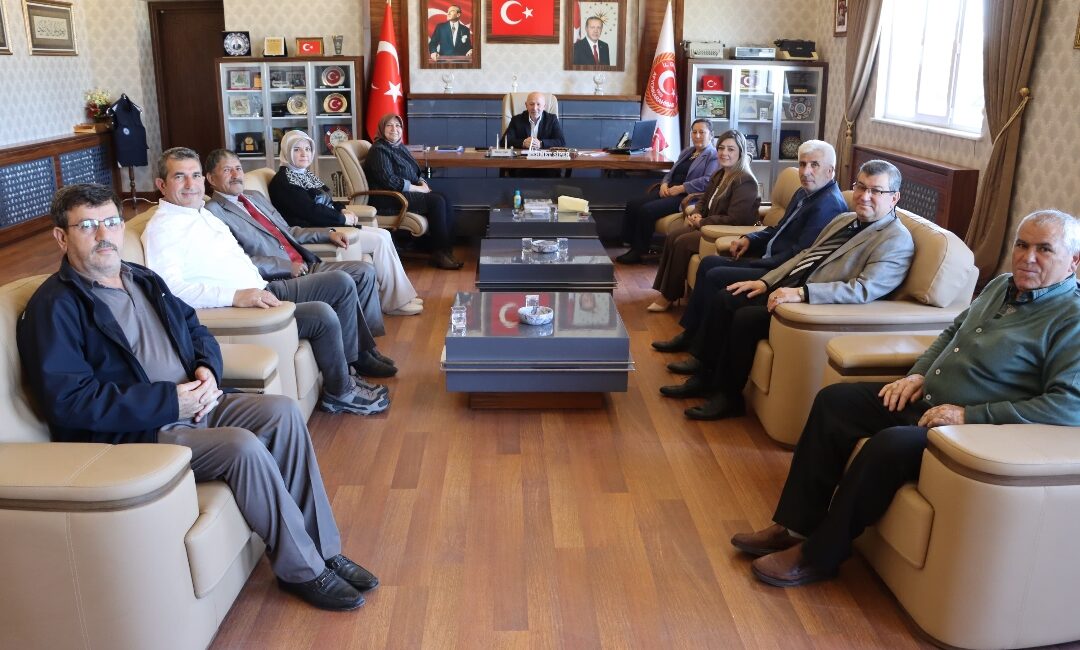 Afyon Muhtarları Dayanışma Derneği, İl Genel Meclisi Başkanı Mehmet Siper’i