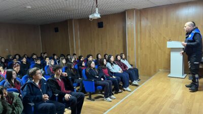 Afyonkarahisar İl Emniyet Müdürlüğü ekipleri tarafından, gençlerin güvenlik konularında bilinçlendirilmesi