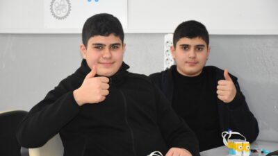 Afyonkarahisar'da yaşayan tek yumurta ikizleri Ramazan Enes ile Muhammed Emir