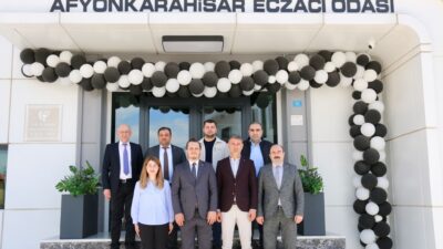 Saadet Partisi Afyonkarahisar İl Başkanı Beytullah Karataş ve beraberindeki heyet,