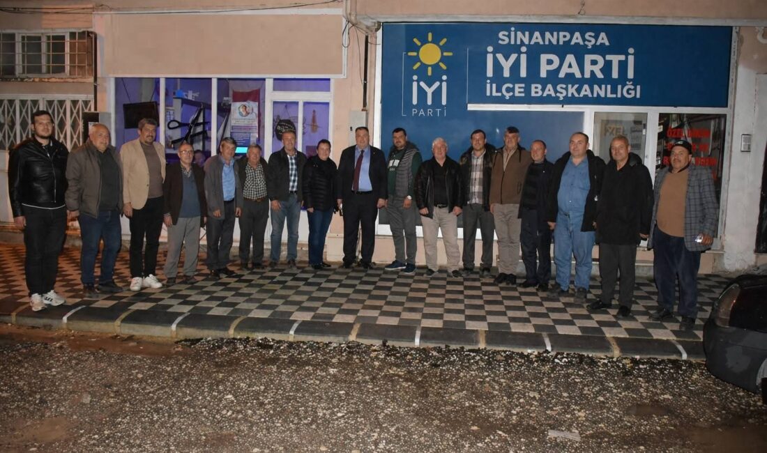 İYİ Parti Afyonkarahisar İl Başkanı Muhammet Mısırlıoğlu, Sinanpaşa İlçe Başkanlığı