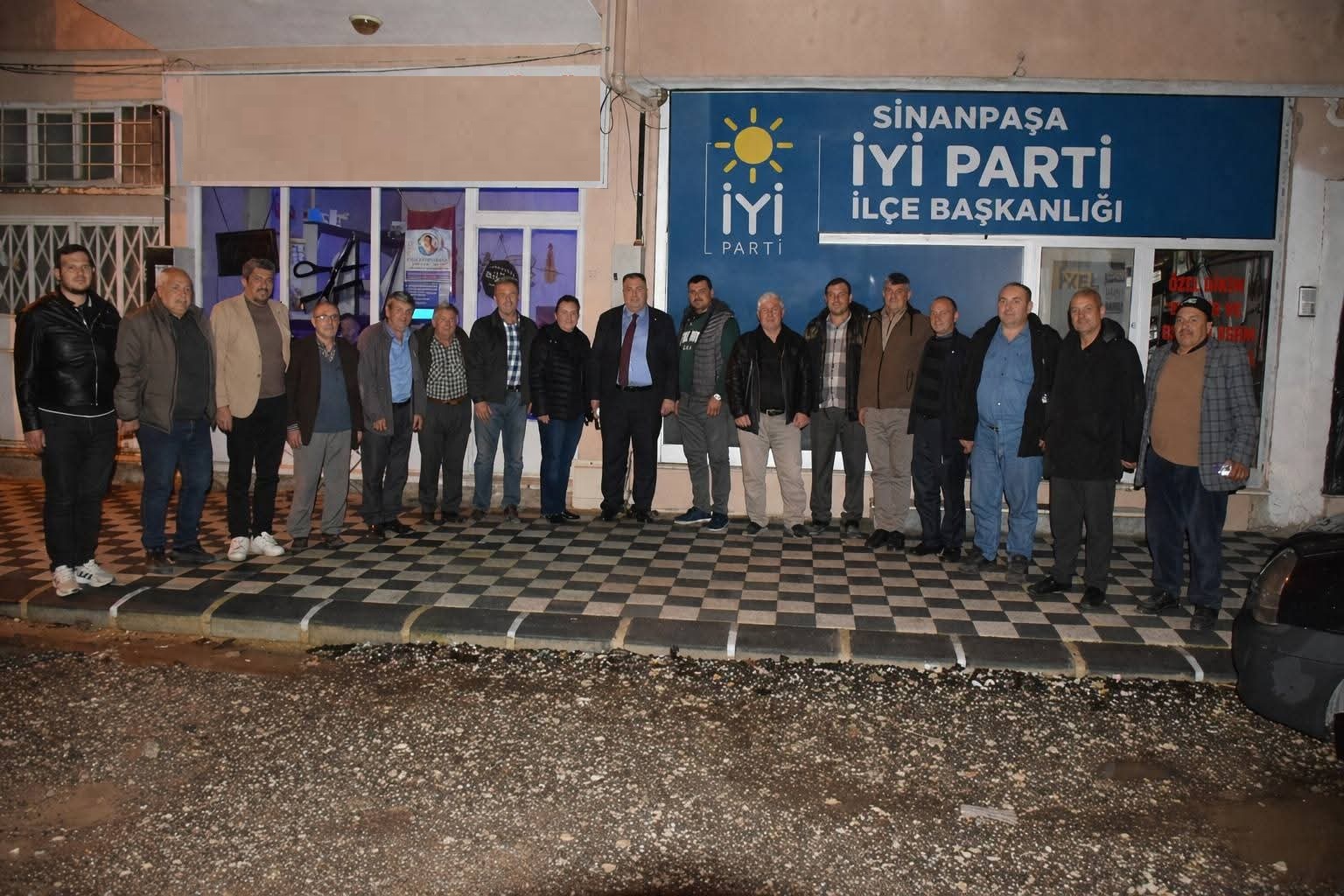 İYİ Parti Afyonkarahisar İl Başkanı Muhammet Mısırlıoğlu, Sinanpaşa İlçe Başkanlığı
