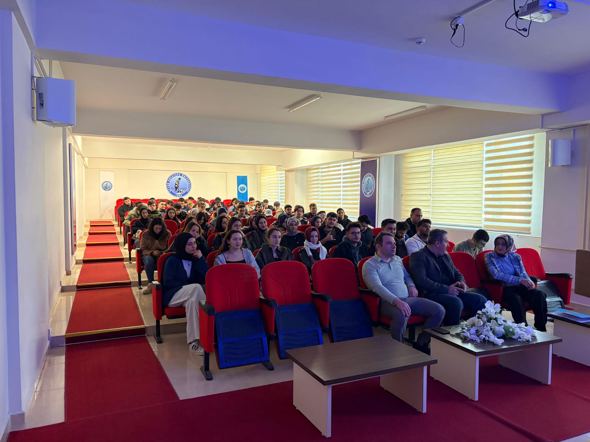 Afyon Kocatepe Üniversitesi (AKÜ) Sandıklı Meslek Yüksekokulunda (MYO) “Bilgisayar Programcılığında