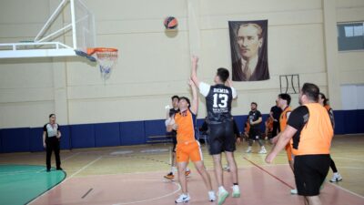 Afyon Kocatepe Üniversitesinde (AKÜ) 2025-2026 Eğitim-Öğretim Yılı spor oyunları, personel