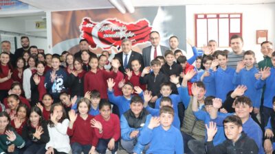 Afyonkarahisar İl Milli Eğitim Müdürü Miraç Sünnetci, okul ziyaretleri çerçevesinde