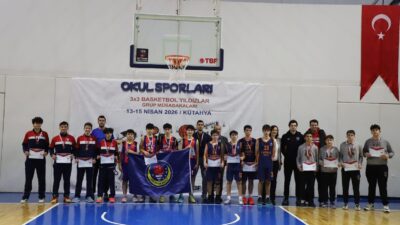 Kütahya’da düzenlenen Okul Sporları 3×3 Basketbol Turnuvası’na katılan TED Afyon