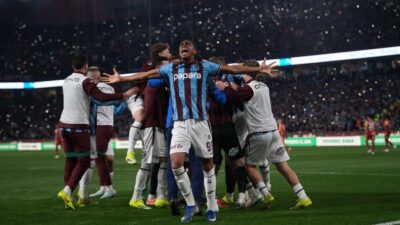 Trendyol Süper Lig'in 28. haftasında Trabzonspor, sahasında karşılaştığı Galatasaray'ı 2-1