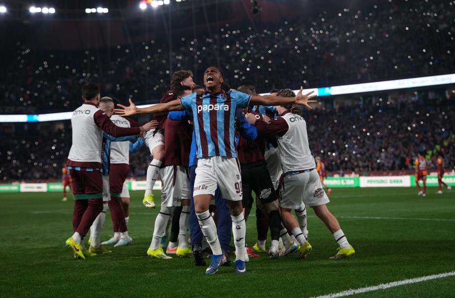 Trendyol Süper Lig'in 28. haftasında Trabzonspor, sahasında karşılaştığı Galatasaray'ı 2-1