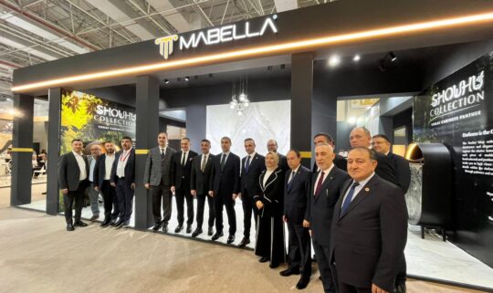 Marble İzmir Uluslararası Doğaltaş ve Mermer Fuarı’na katılan Afyonkarahisar Valisi
