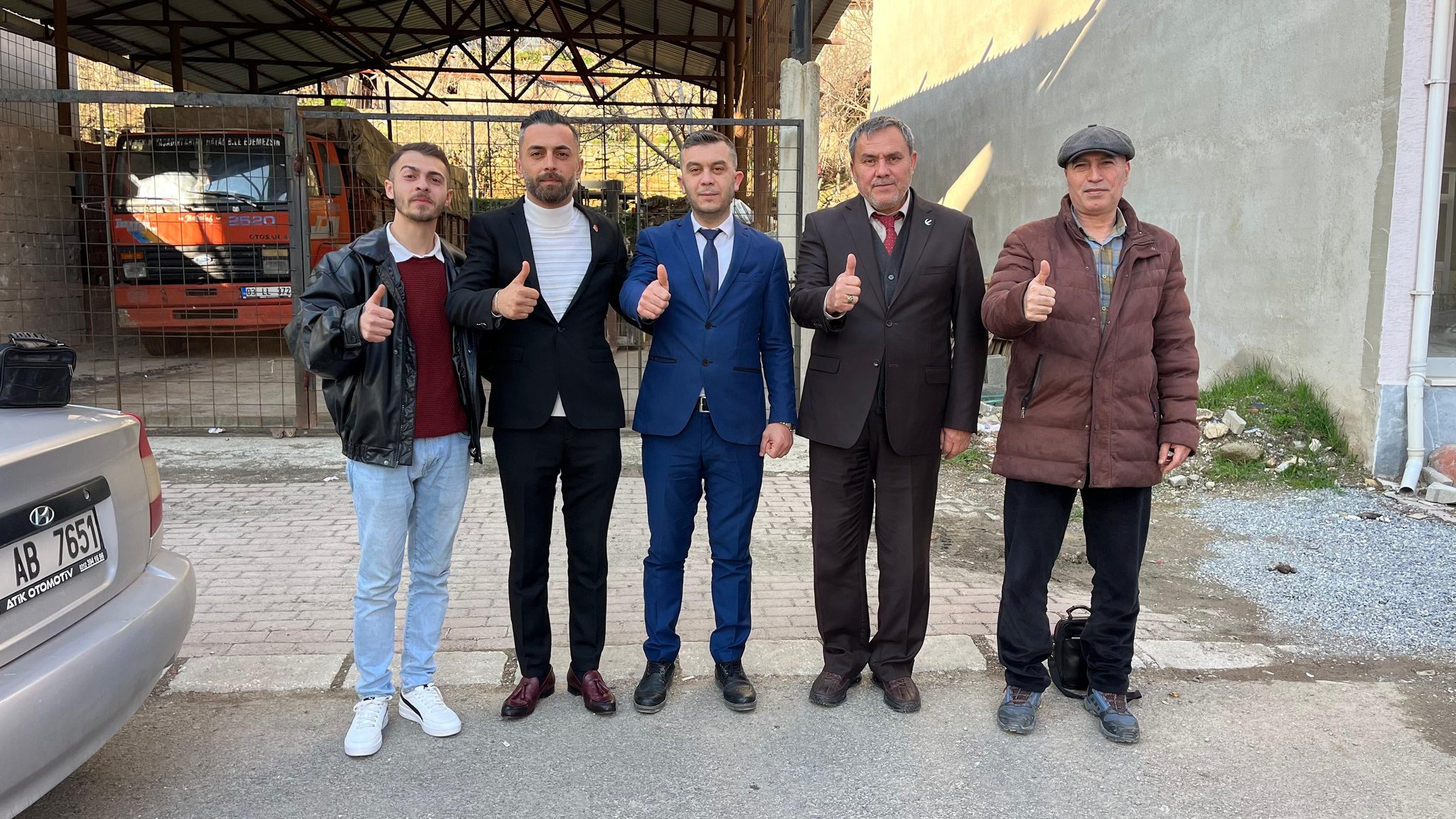 İlçeleri ziyaret eden Yeniden Refah Partisi Afyonkarahisar İl Başkanı Fehmi