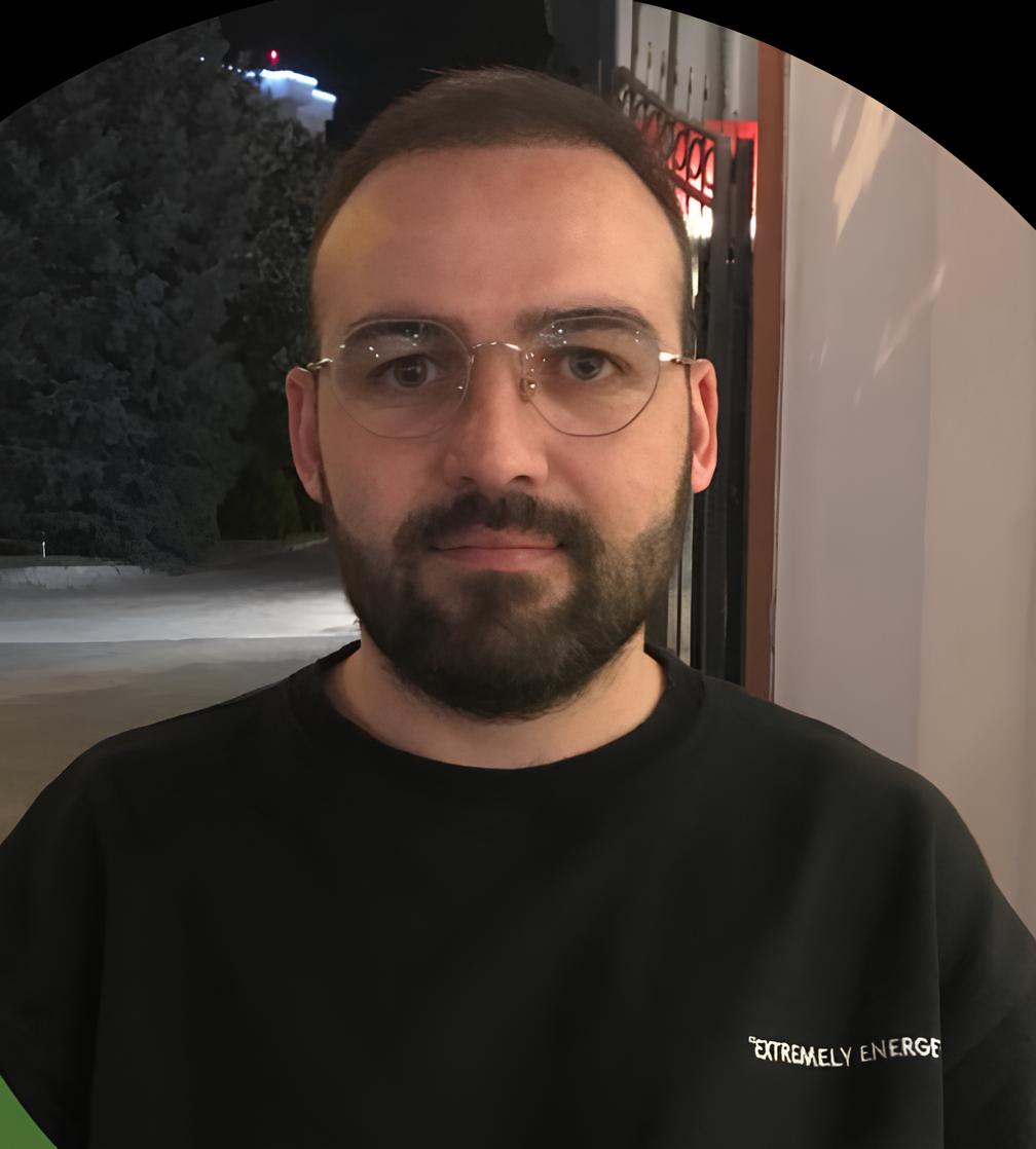 Şahan Kartal yazar fotoğrafı