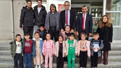 Dünya Sağlık Haftası etkinlikleri kapsamında Afyonkarahisar'ın Çobanlar ilçesinde sağlık çalışanlarına