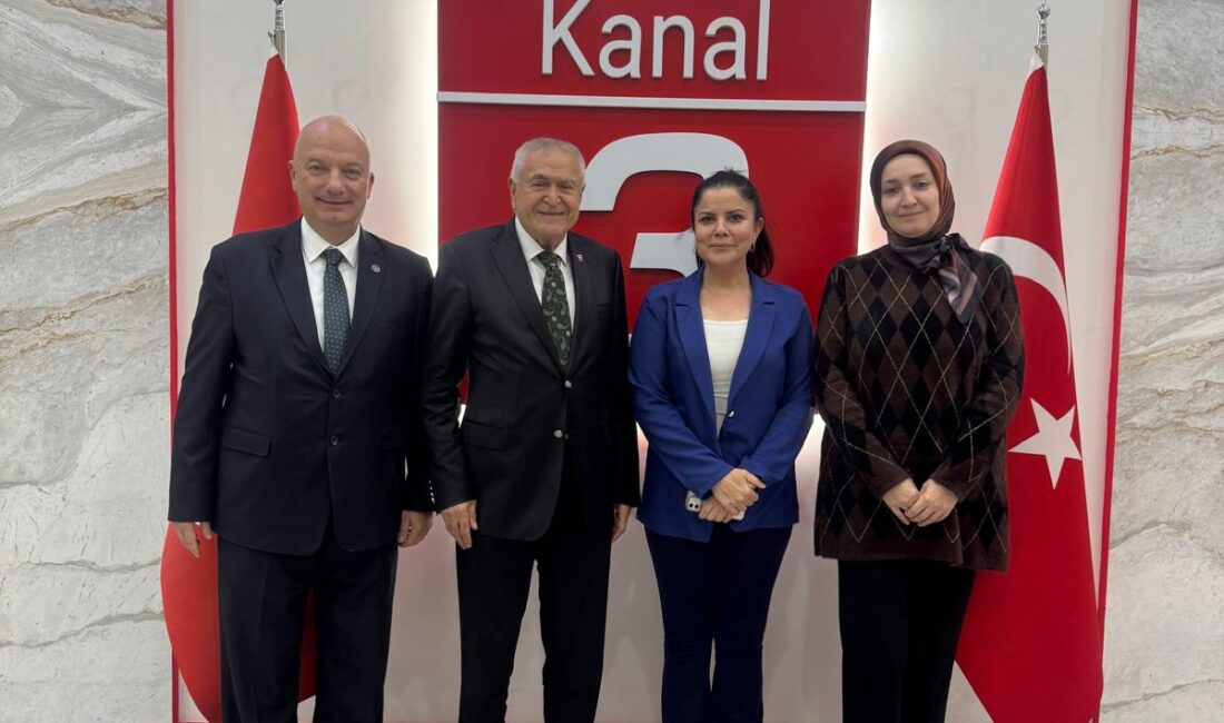 Türkiye Sanayici ve İşadamları Vakfı Genel Başkanı Veli Sarıtoprak ve
