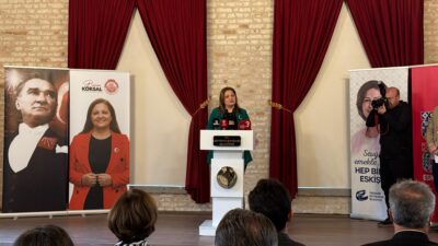 Eskişehir Büyükşehir Belediyesi tarafından hazırlanan “Efsanelerle İpek Sergisi”, Atatürk Kültür