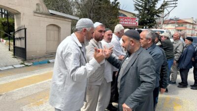 Afyonkarahisar’ın İhsaniye ilçesine bağlı Döğer beldesinde, bu yıl hac vazifesini