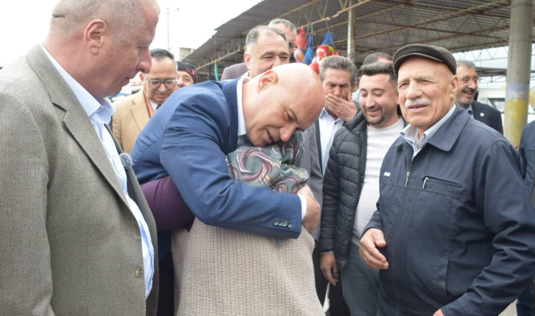 TBMM İYİ Parti Grup Başkanvekili Balıkesir Milletvekili Turhan Çömez, İYİ