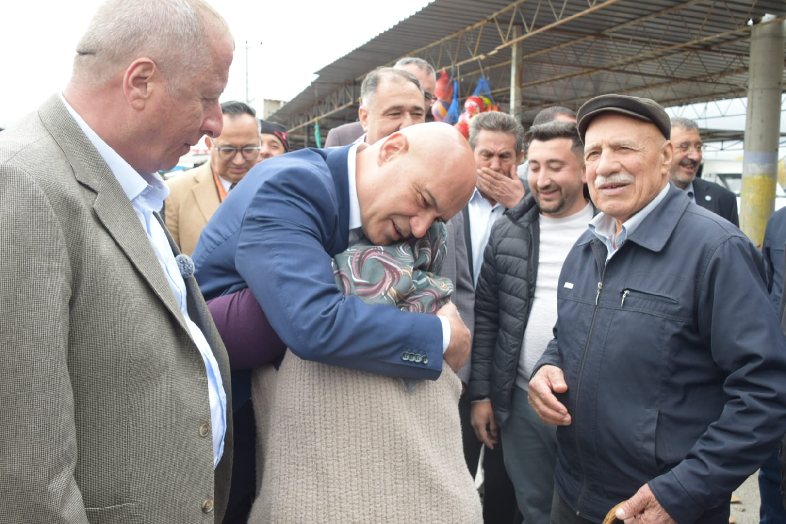 TBMM İYİ Parti Grup Başkanvekili Balıkesir Milletvekili Turhan Çömez, İYİ