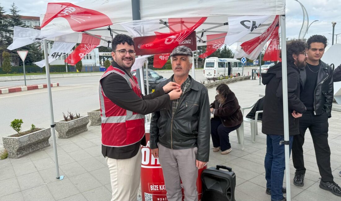 Cumhuriyet Halk Partisi Afyonkarahisar Gençlik Kolları, "Katlanmak Zorunda Değilsiniz" sloganıyla
