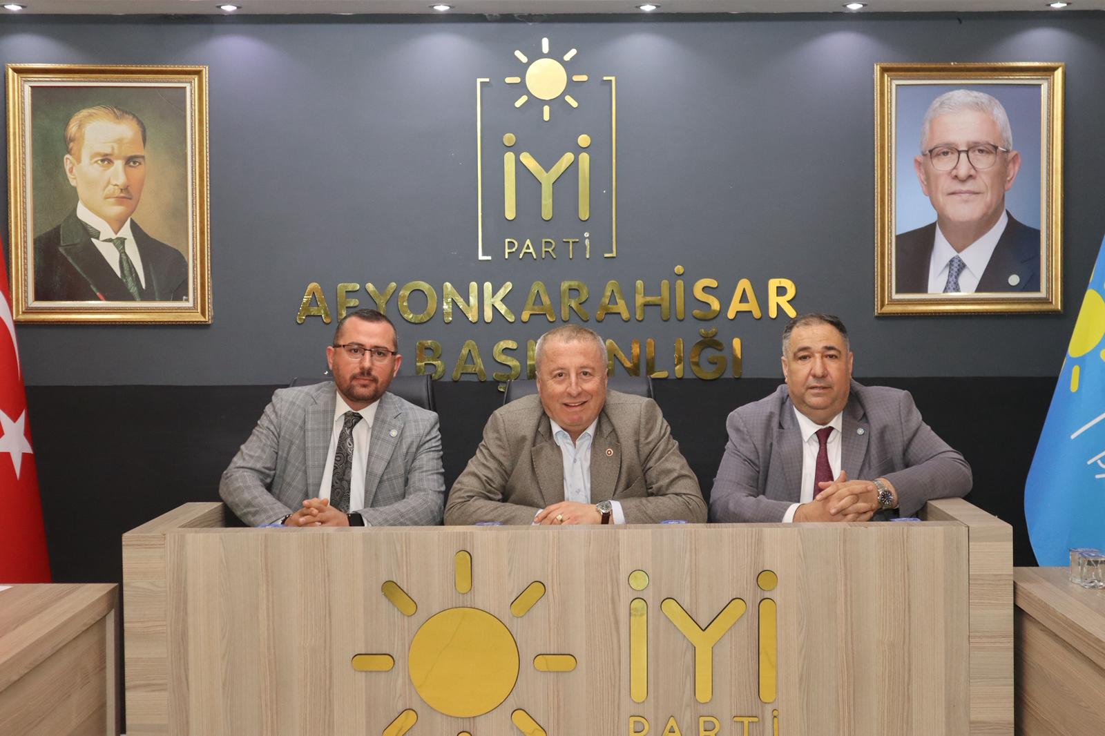 İYİ Parti Afyonkarahisar İl Başkanlığı tarafından hafta sonu düzenlenen geniş